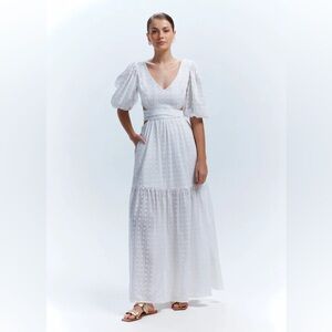 LALIBELA white maxi dress